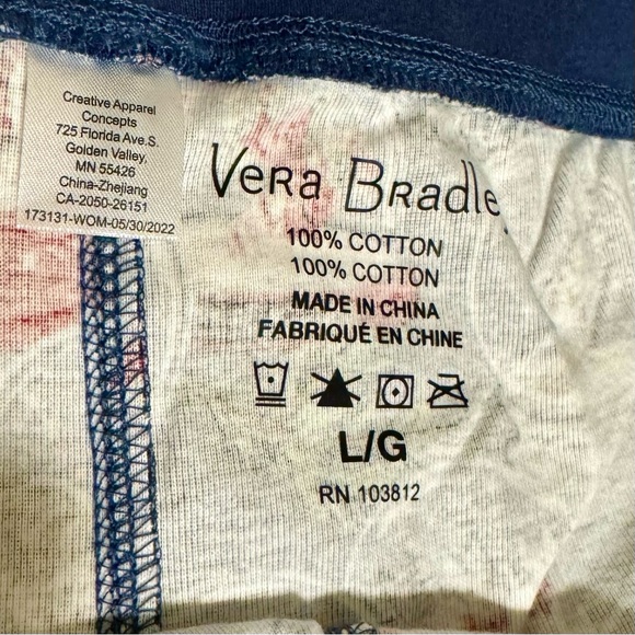 Vera Bradley Snow Globes Holiday Pajamas Size L - NEW - Picture 6 of 10